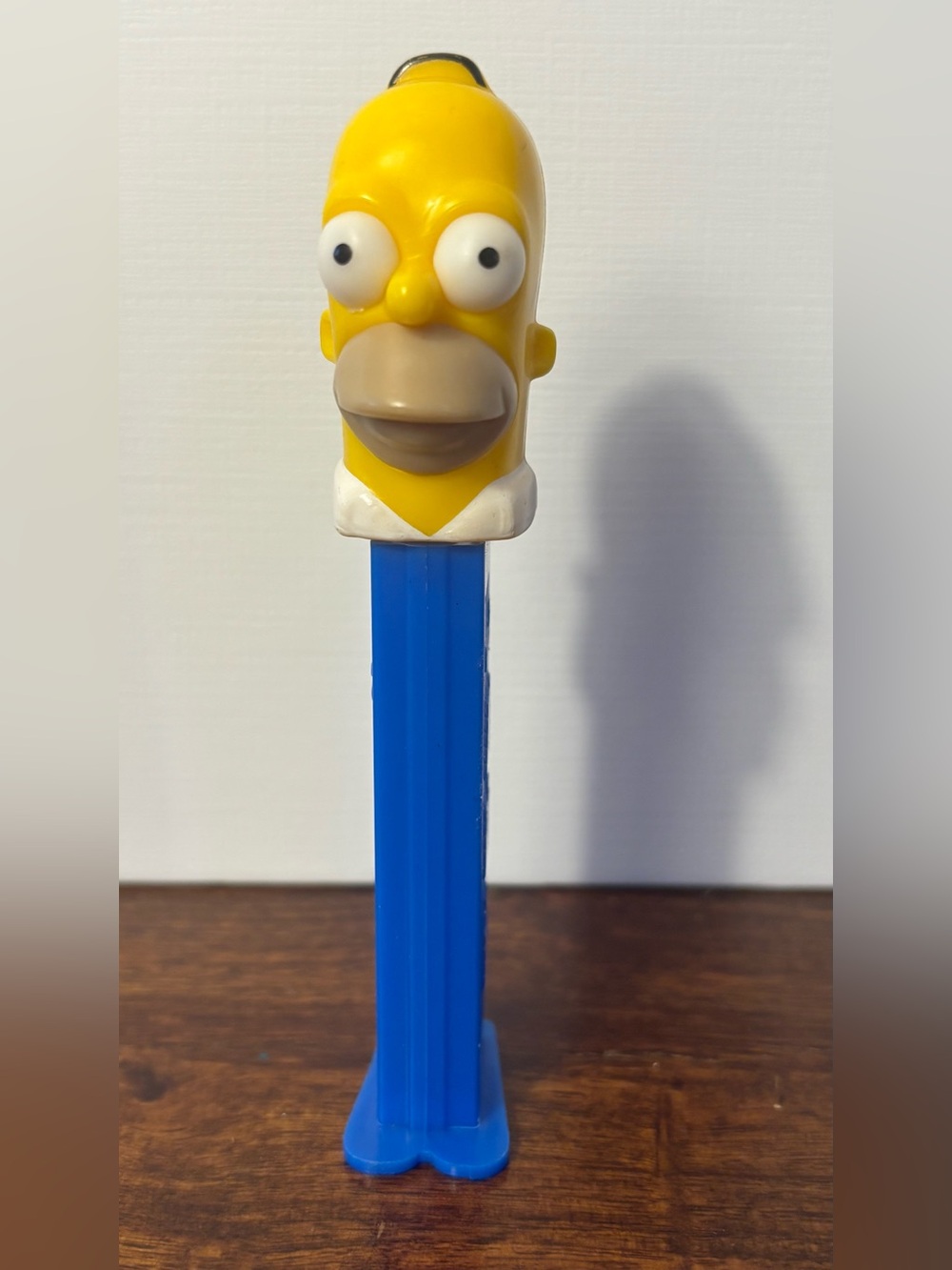 Homer Simpson PEZ Dispenser - Yellow Head Blue Stem 5''